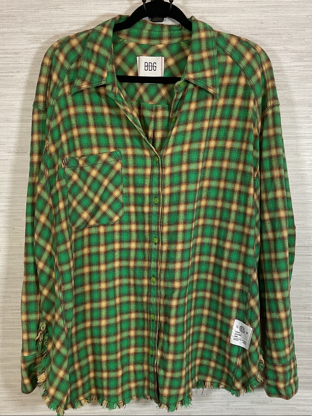 Urban Outfitters UO BDG Brixton Button Down Oversized Flannel Raw Edge Lg Plaid